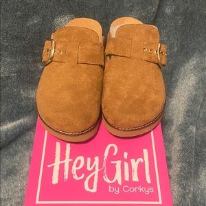 Hey Girl Slides Size 7. For girls or women